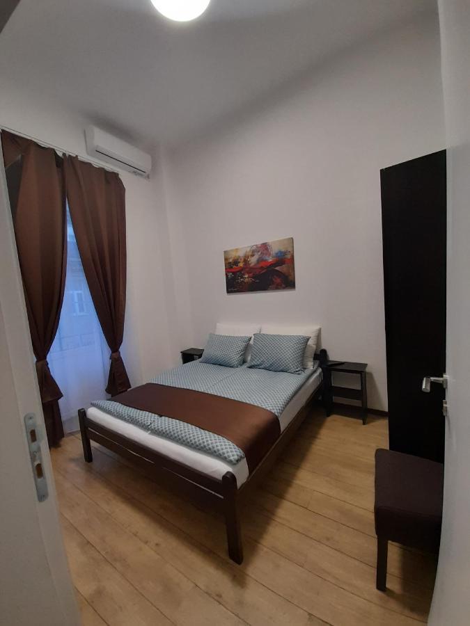 Apartment Artistika Белград Экстерьер фото